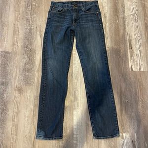 Mens Lucky Brand classic straight. 32w x 36 L.